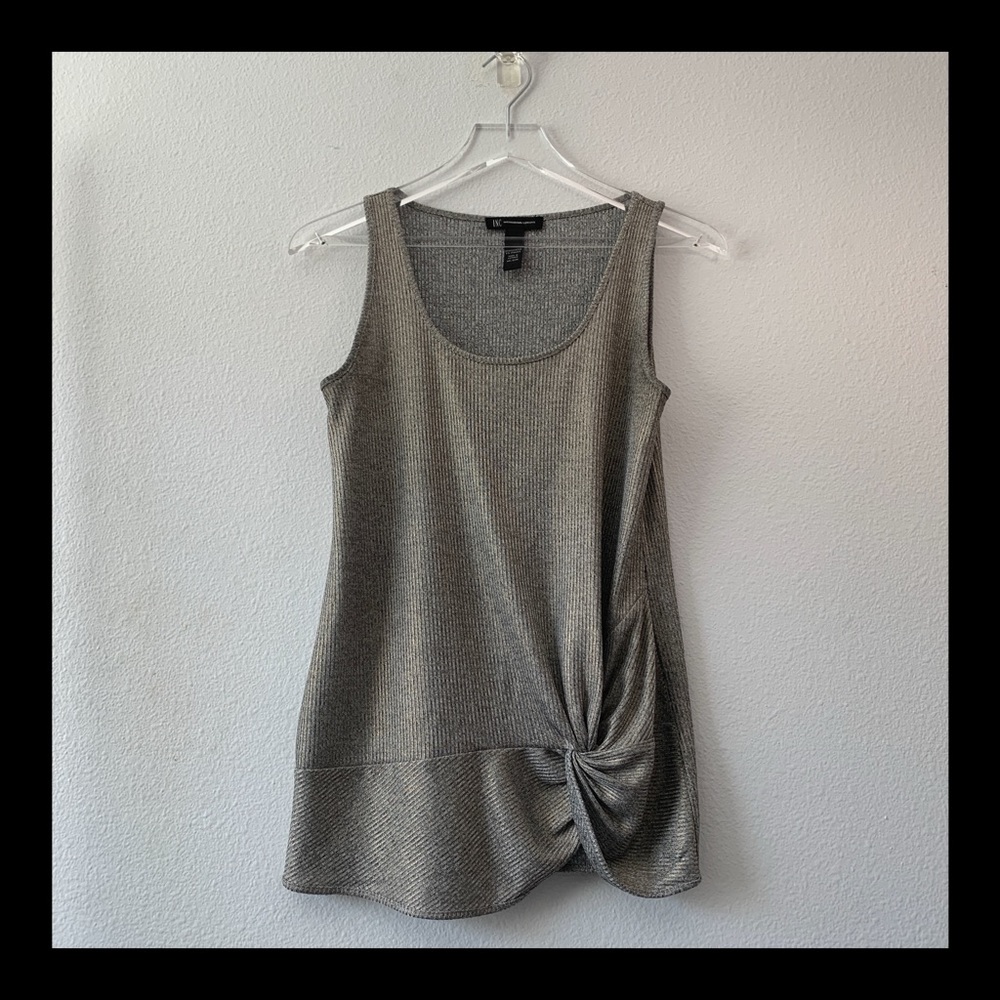 International Concepts - Small Silver top